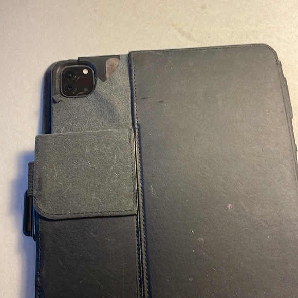 IPAD PRO Cover 11” 2nd generation - Picture 6 of 8